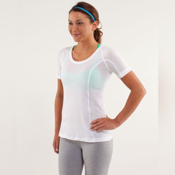 NWT LULULEMON PURI-TEE Breathable Short Sleeve Mesh Burnout White Size 10 - Picture 1 of 14